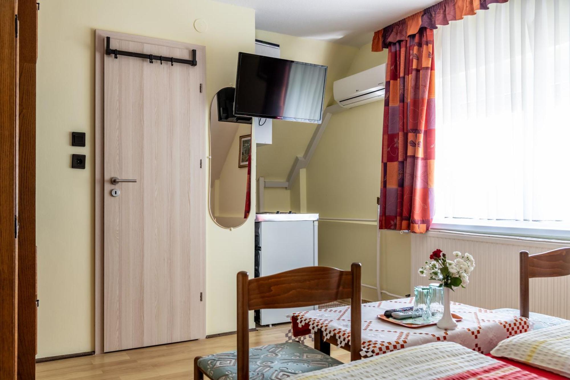 Magdalena Apartmanhaz ケストヘイ エクステリア 写真