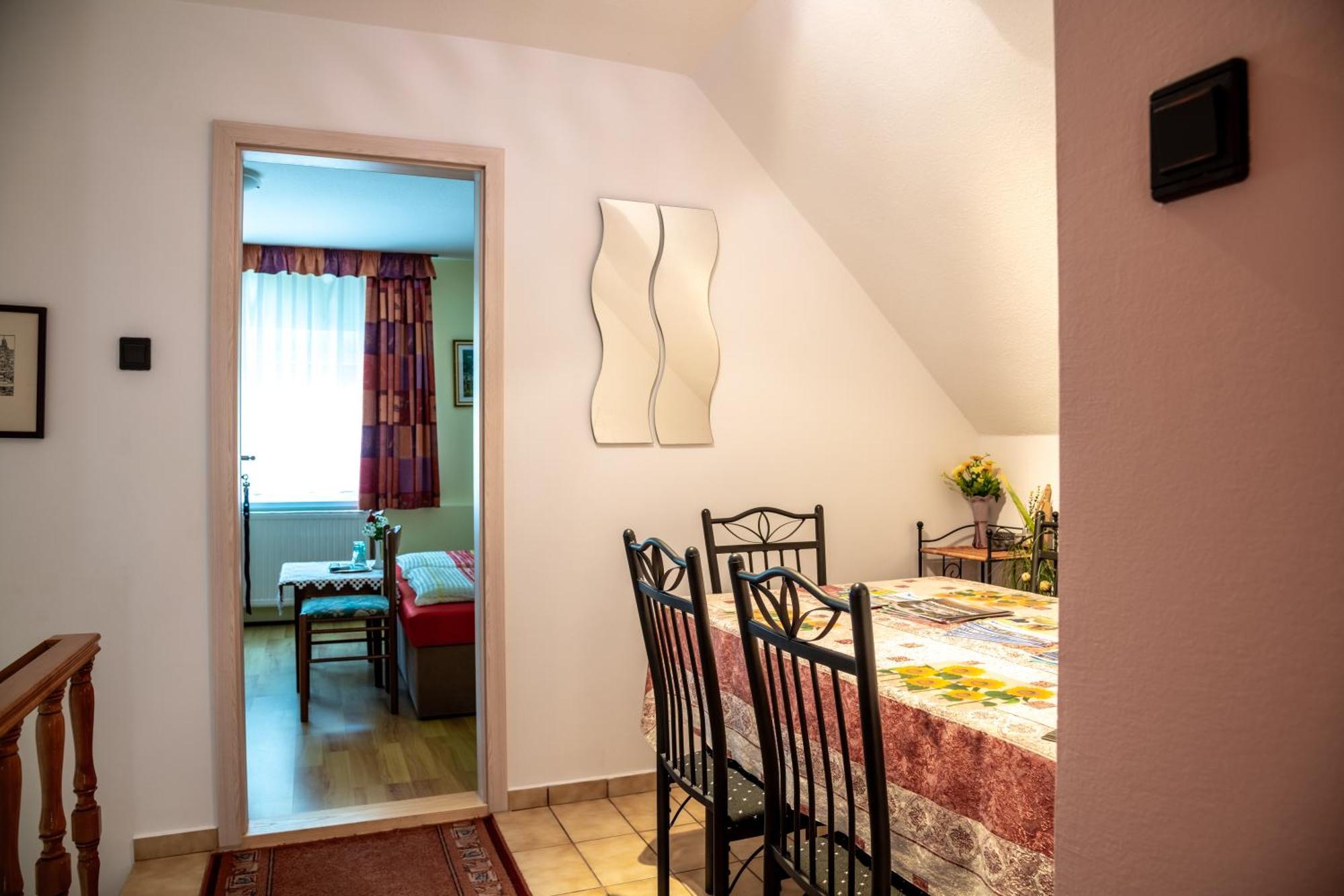 Magdalena Apartmanhaz ケストヘイ エクステリア 写真