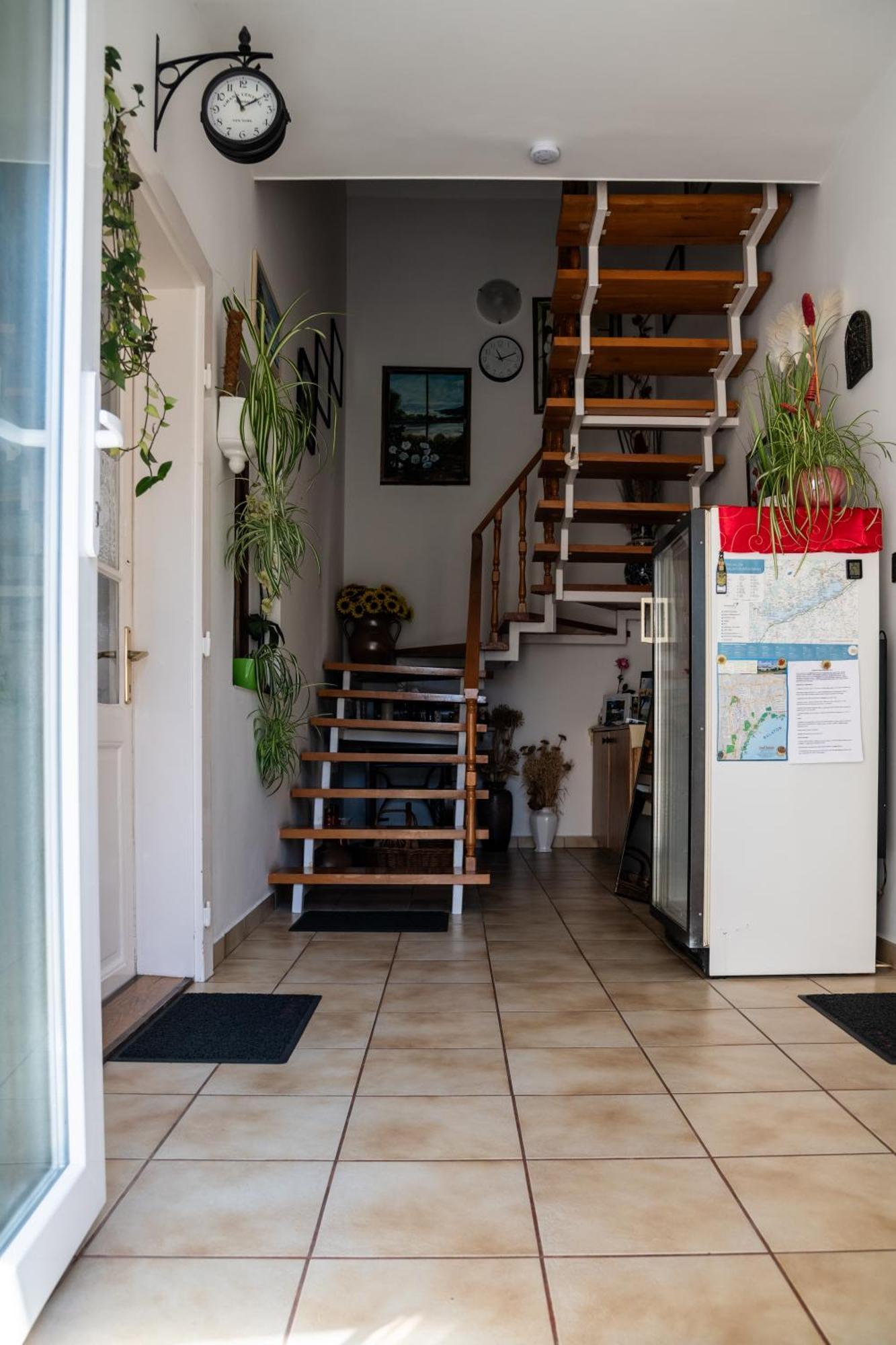 Magdalena Apartmanhaz ケストヘイ エクステリア 写真